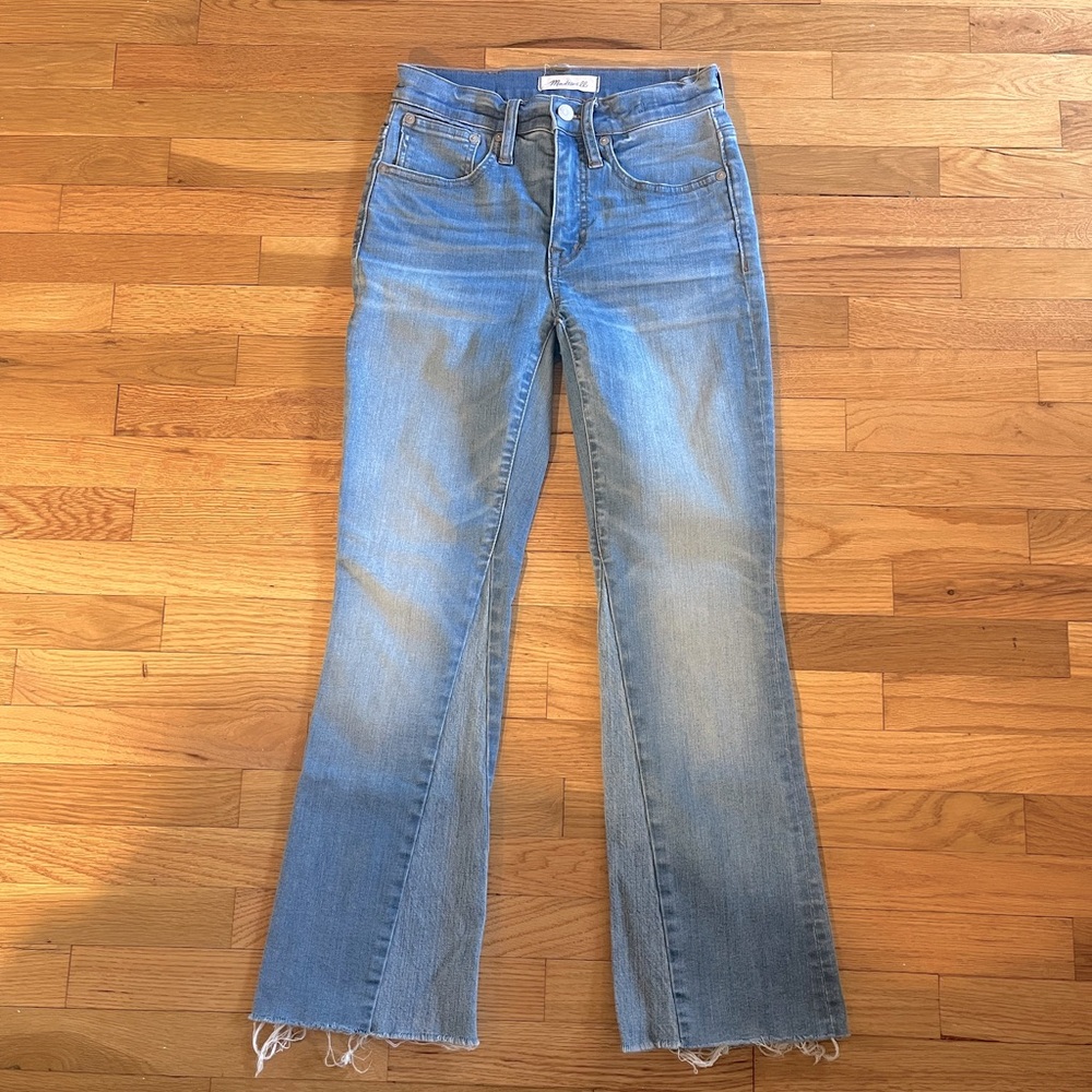 SOLD: Madewell Cali-Demi bootcut crop jeans (size 24)